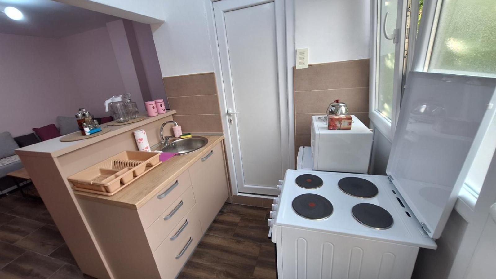 Apartman Jelena Τσέτινιε Εξωτερικό φωτογραφία