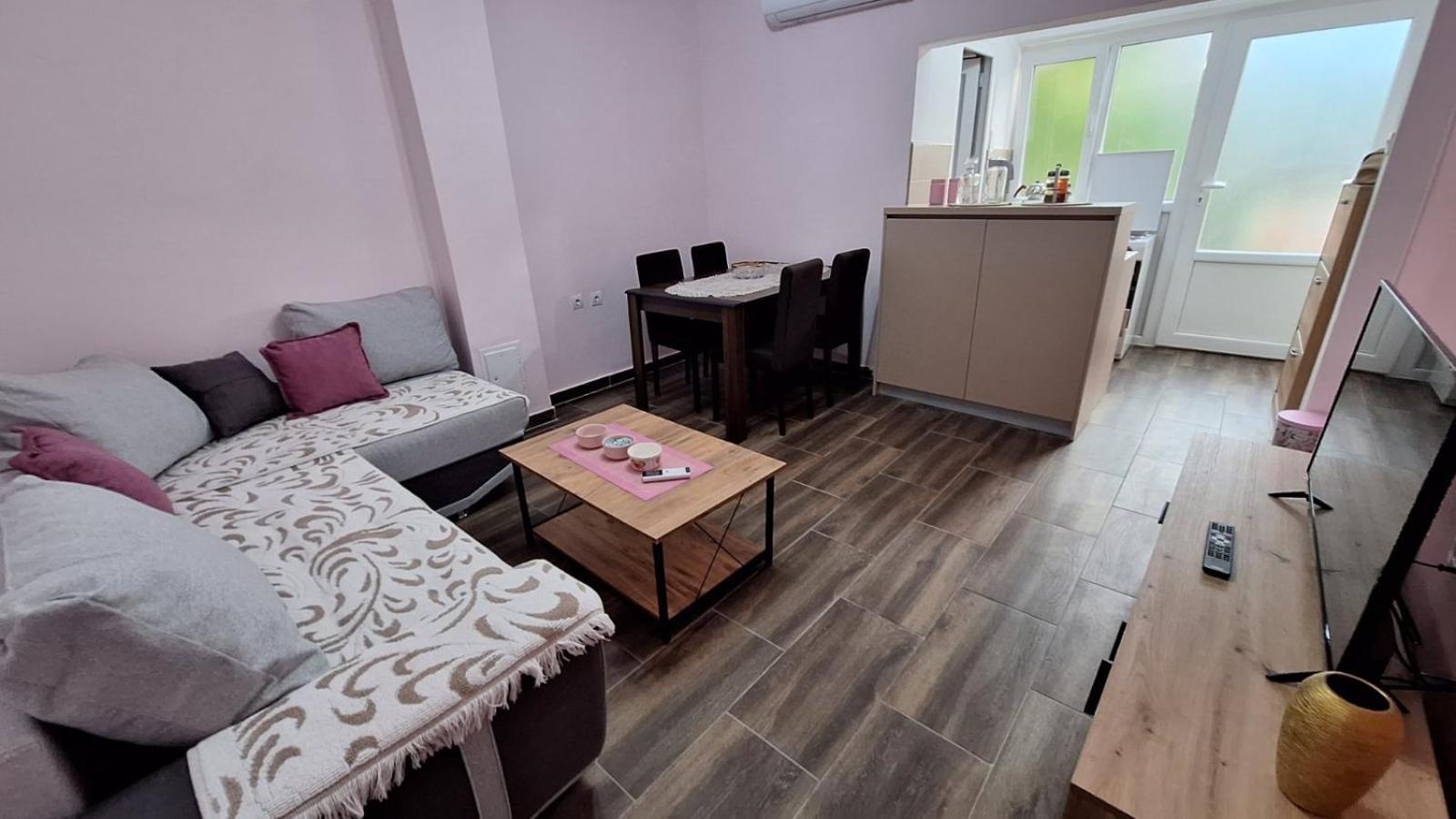 Apartman Jelena Τσέτινιε Εξωτερικό φωτογραφία