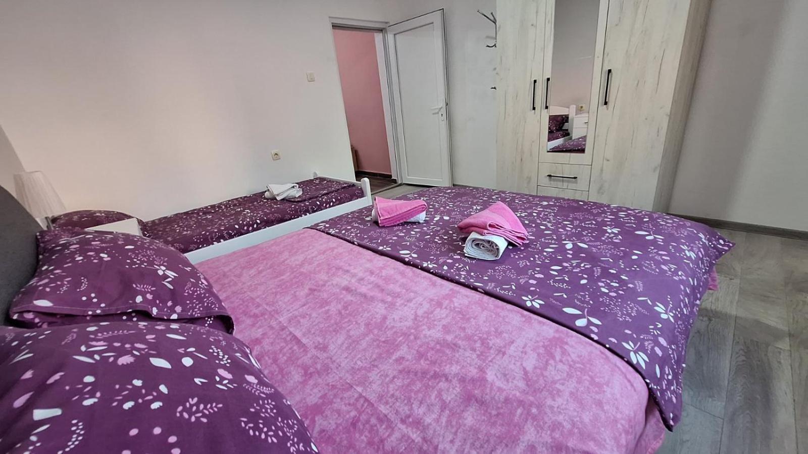 Apartman Jelena Τσέτινιε Εξωτερικό φωτογραφία
